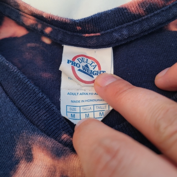 Hand acid washed dilly dilly shirt - Picture 3 of 4